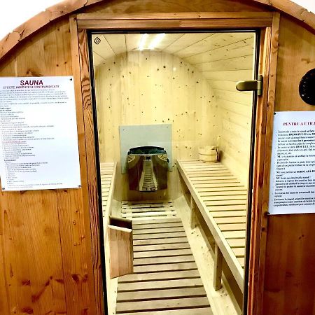 Pensiunea Geona Poiana Teiului Exteriér fotografie